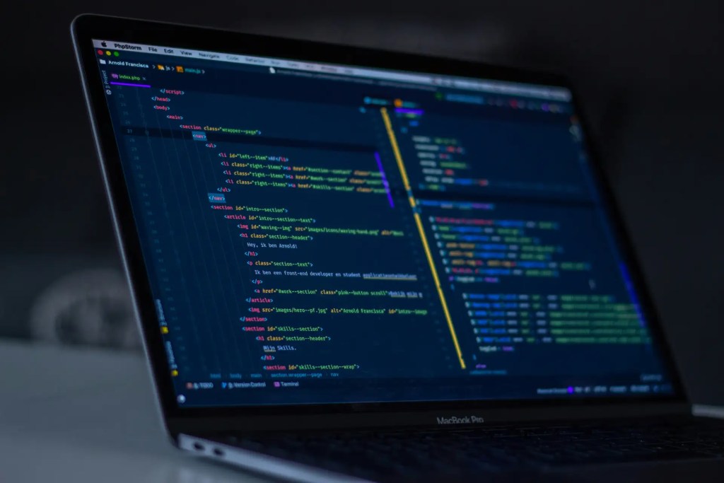 GLM-5.2 modello AI open source per compiti a lungo termine e coding agentico